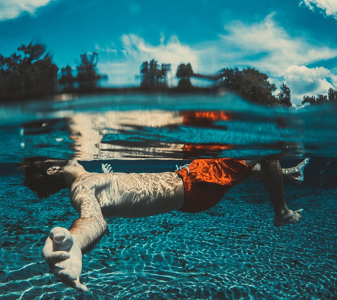 Canadians Really Do Float Too, Eh?
